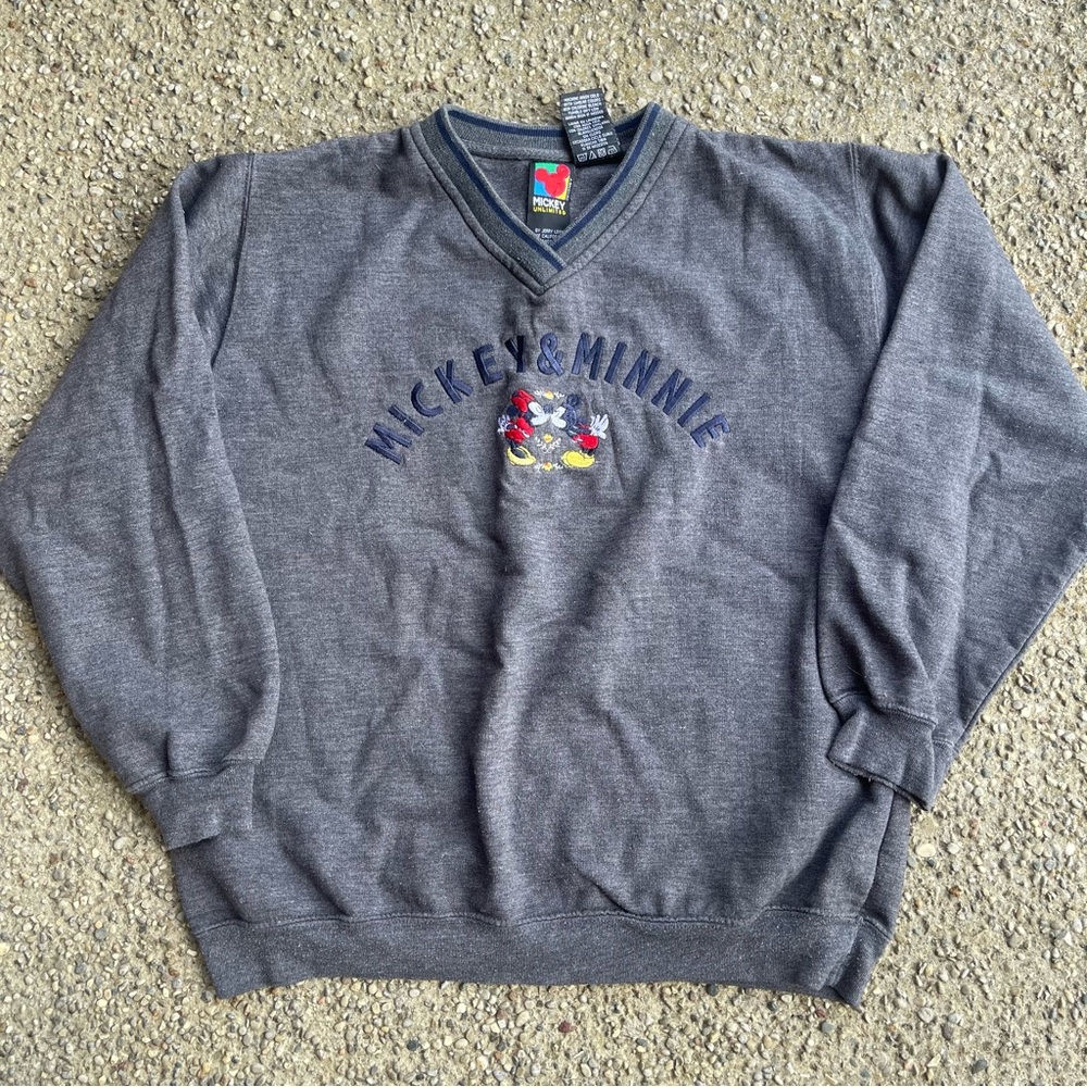 Vintage Disney Mickey and Minnie crewneck